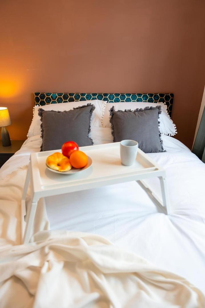 Cozy 2-bedroom - Cyncoed Area