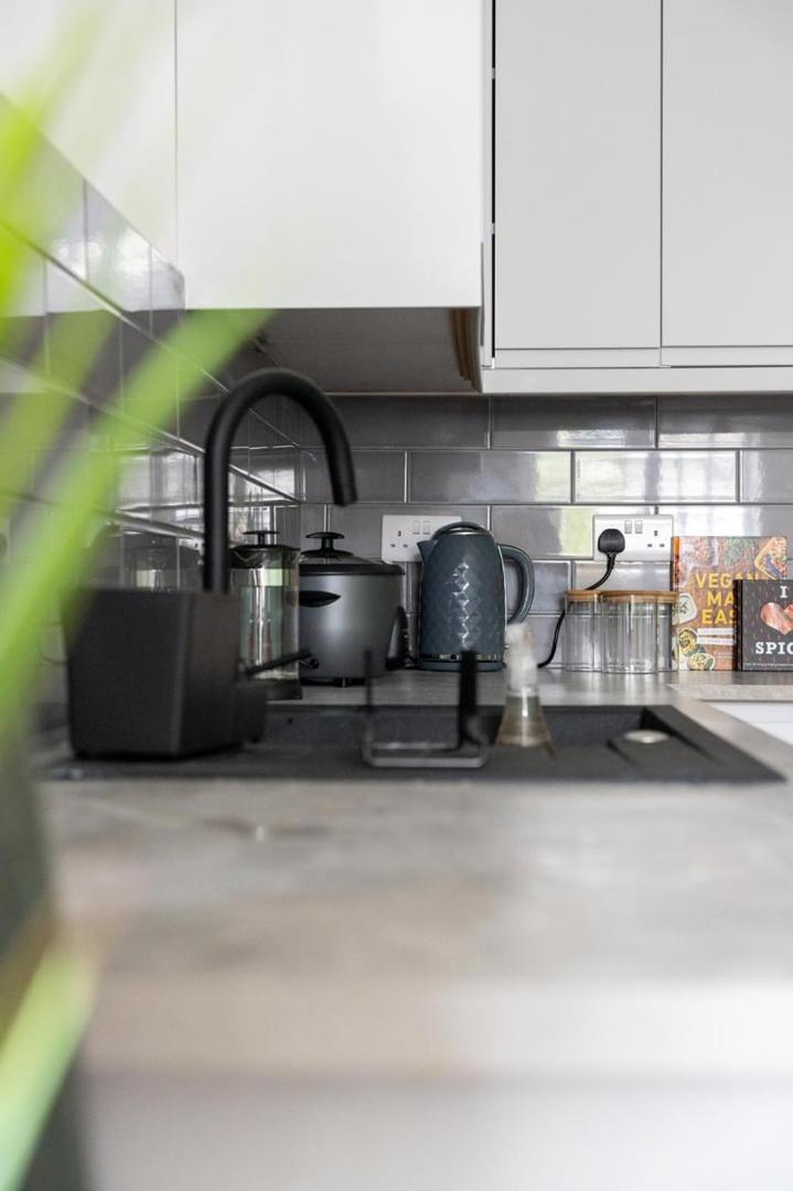 Cozy 2-bedroom - Cyncoed Area Apartment Cardiff